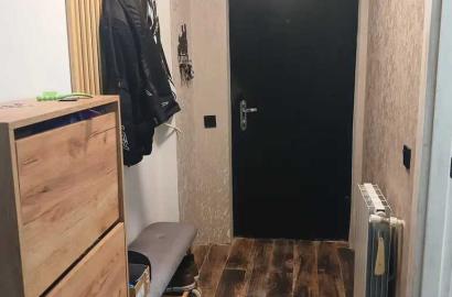 продается квартира с новым ремонтом 3-комнаты