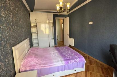 продается квартира с новым ремонтом 4-комнаты