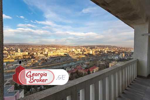 nearly repaired 3-room apartment for sale