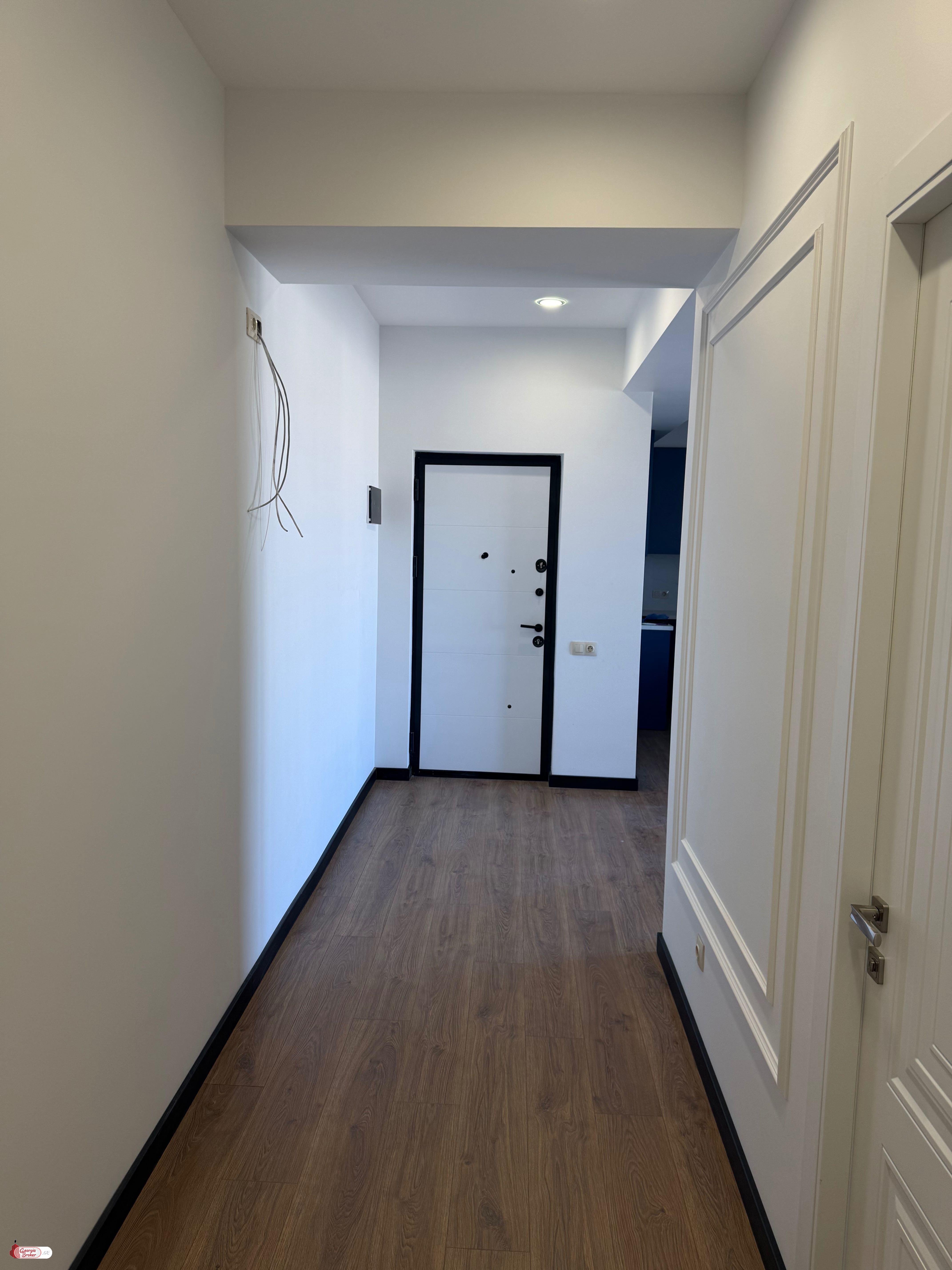 nearly repaired 3-room apartment for sale