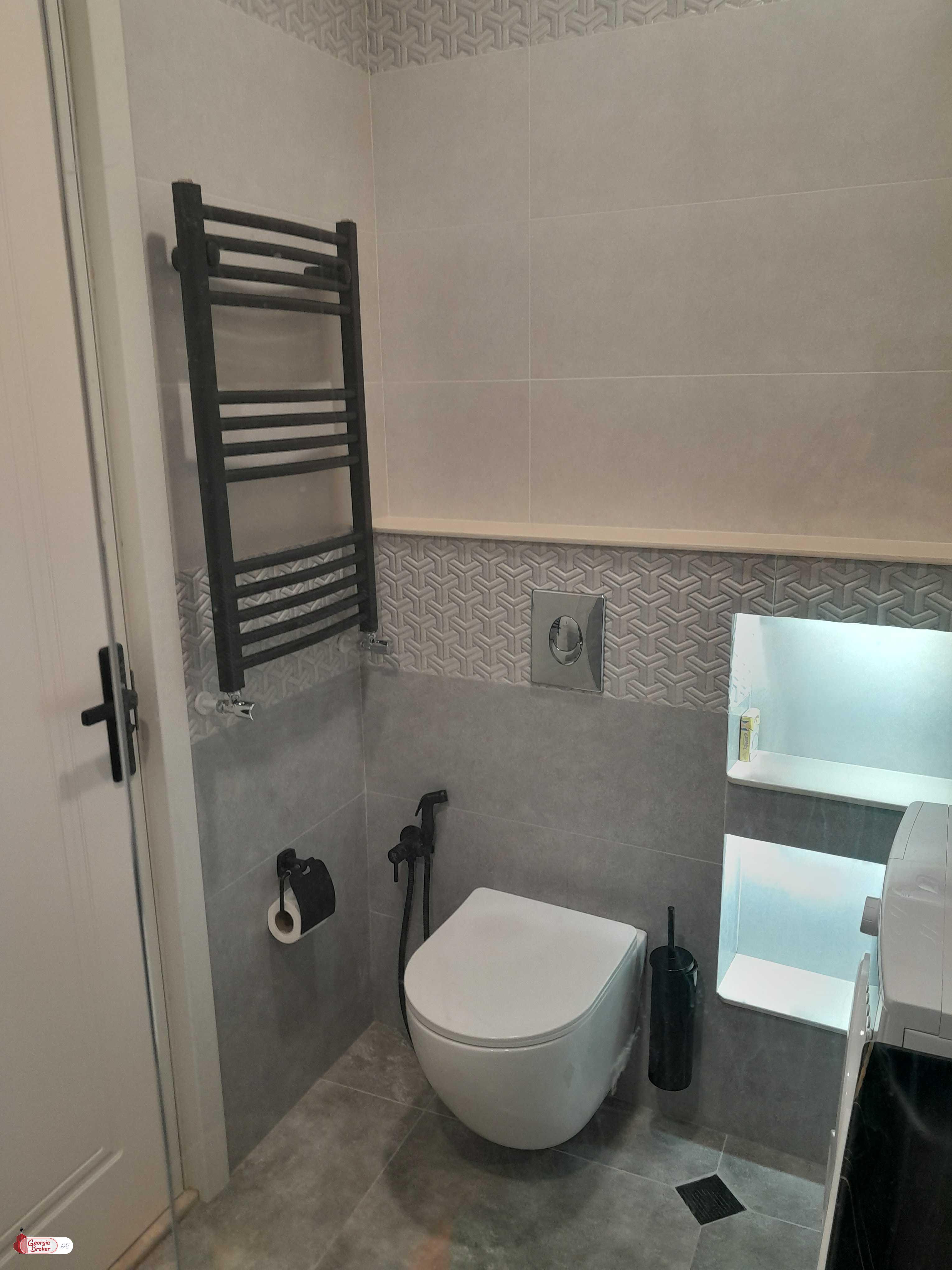 იყიდება ახალი გარემონტებული 2 ოთახიანი ბინა