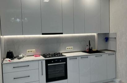 продается квартира с новым ремонтом 2-комнаты