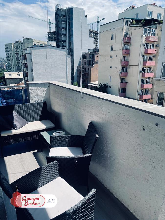 იყიდება ახალი გარემონტებული 2 ოთახიანი ბინა