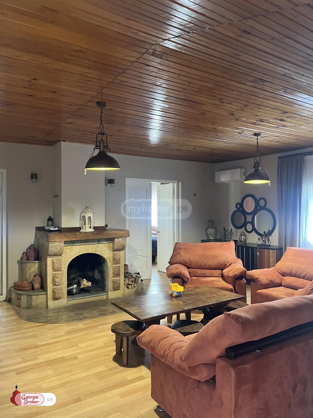 nearly repaired 8-room apartment for sale