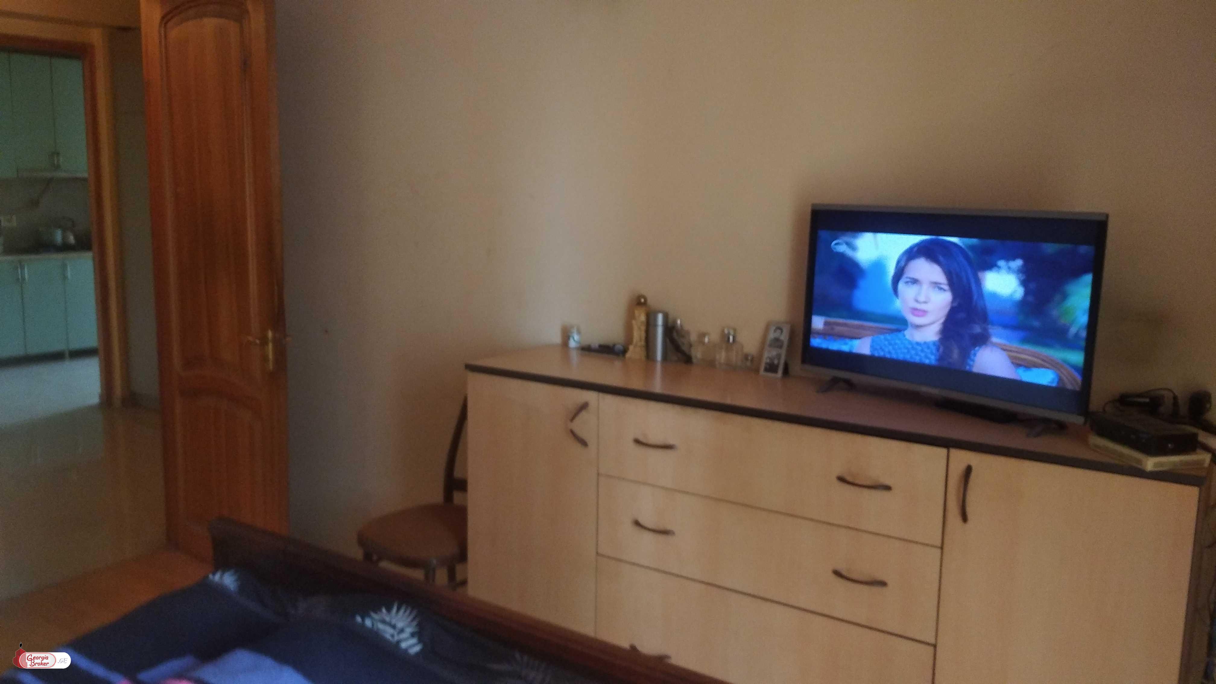 nearly repaired 3-room apartment for sale