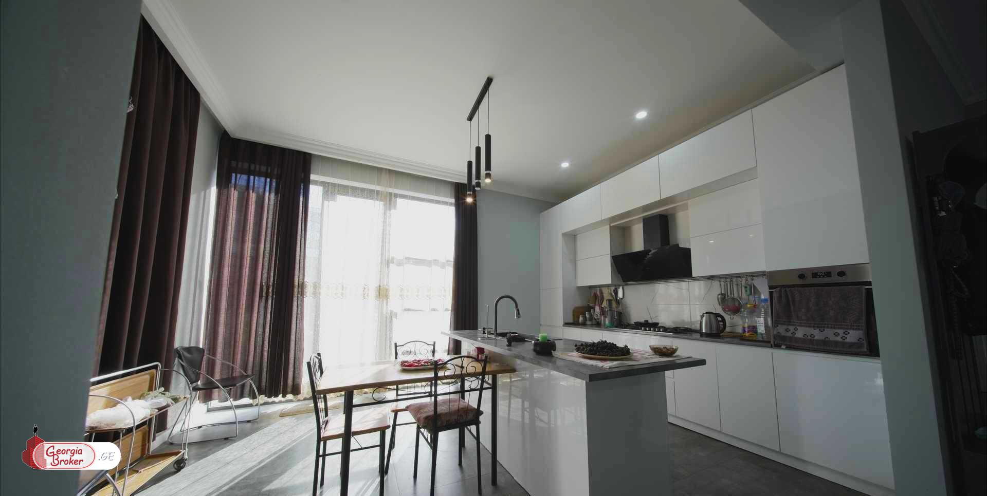 nearly repaired 6-room house for sale