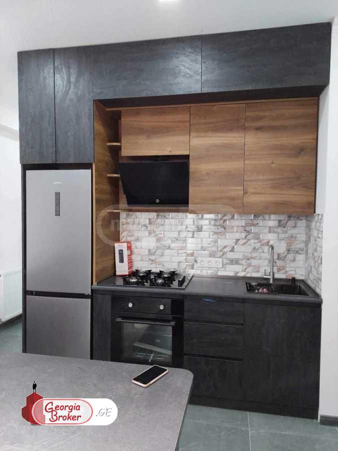 nearly repaired 3-room apartment for sale