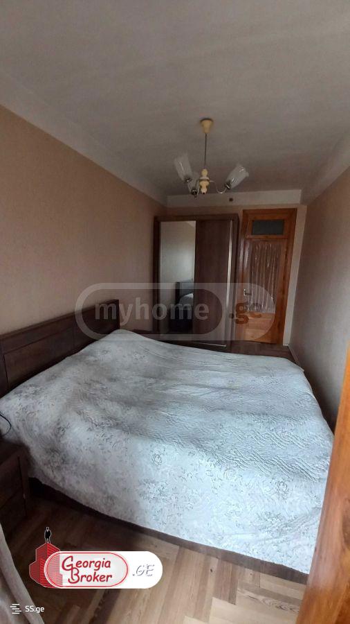 old repaired 4-room apartment for sale