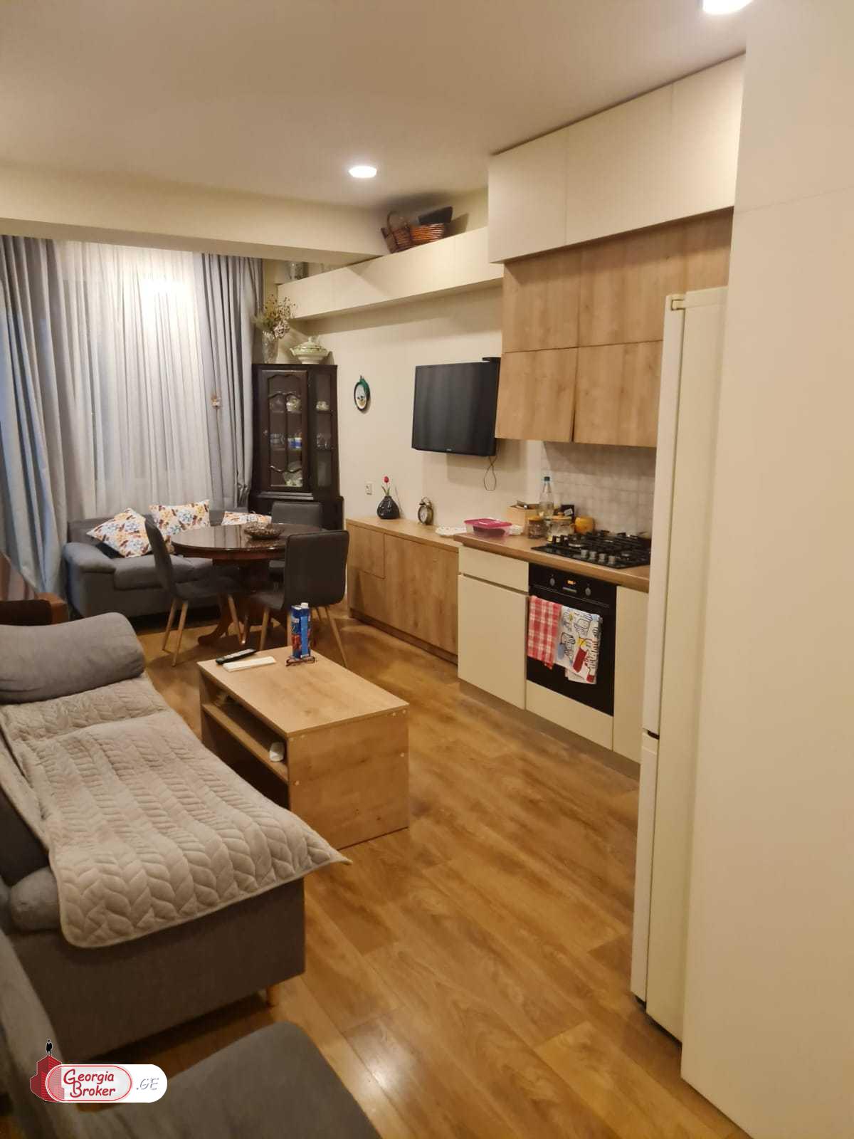 nearly repaired 3-room apartment for sale