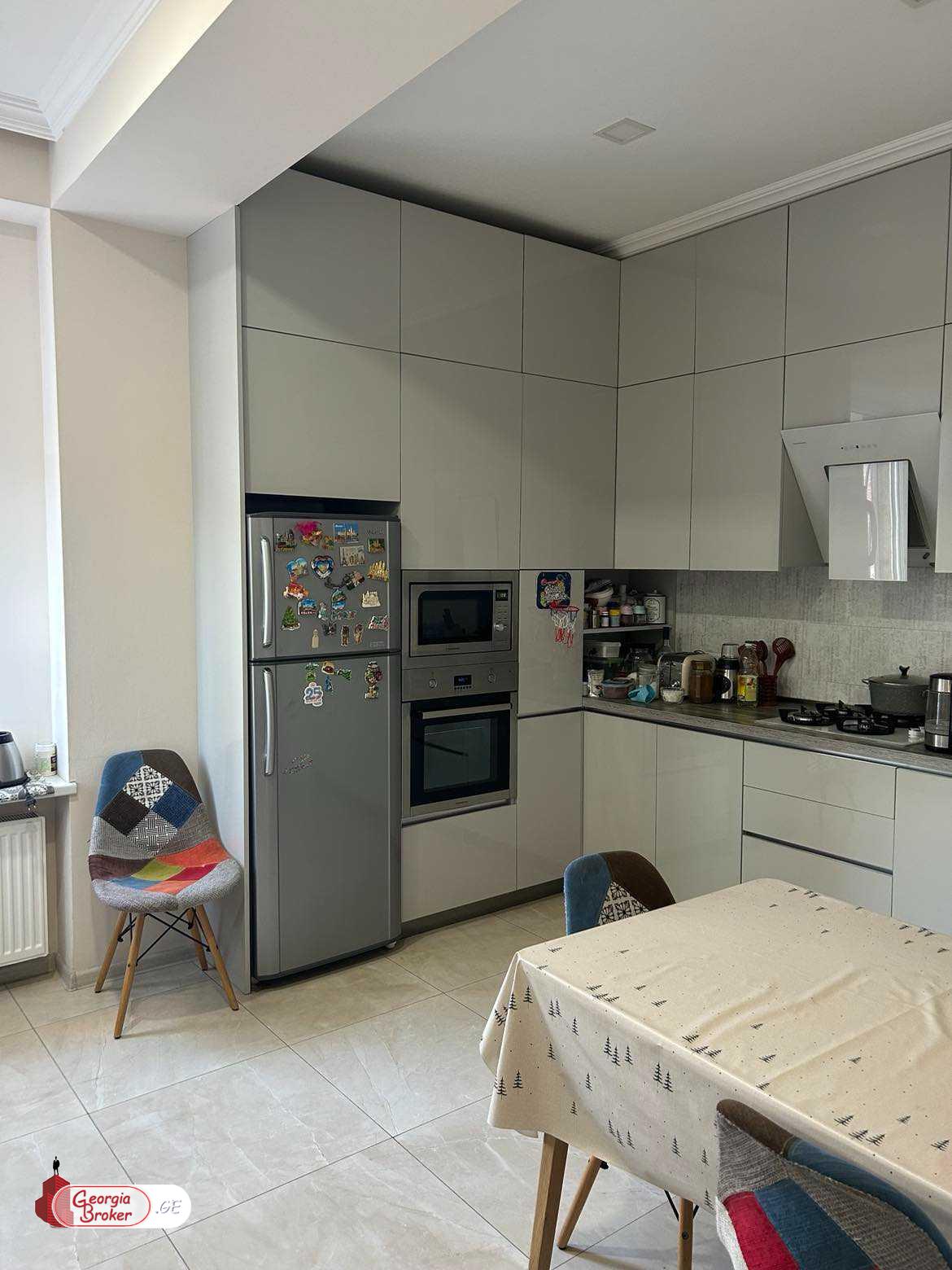 nearly repaired 3-room apartment for sale