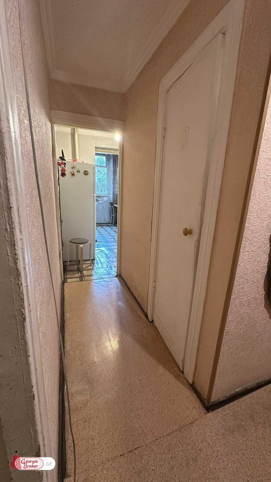 old repaired 3-room apartment for sale