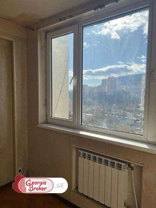 without repair 4-room apartment for sale