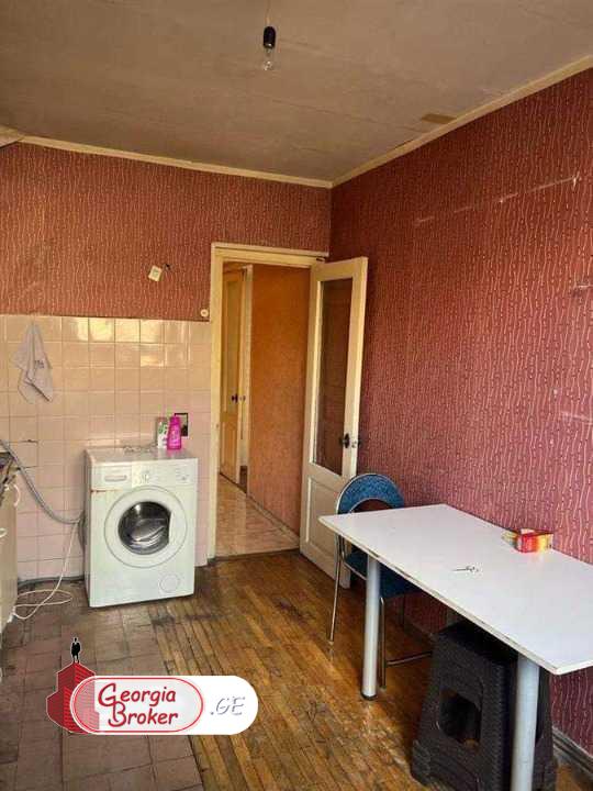 without repair 4-room apartment for sale