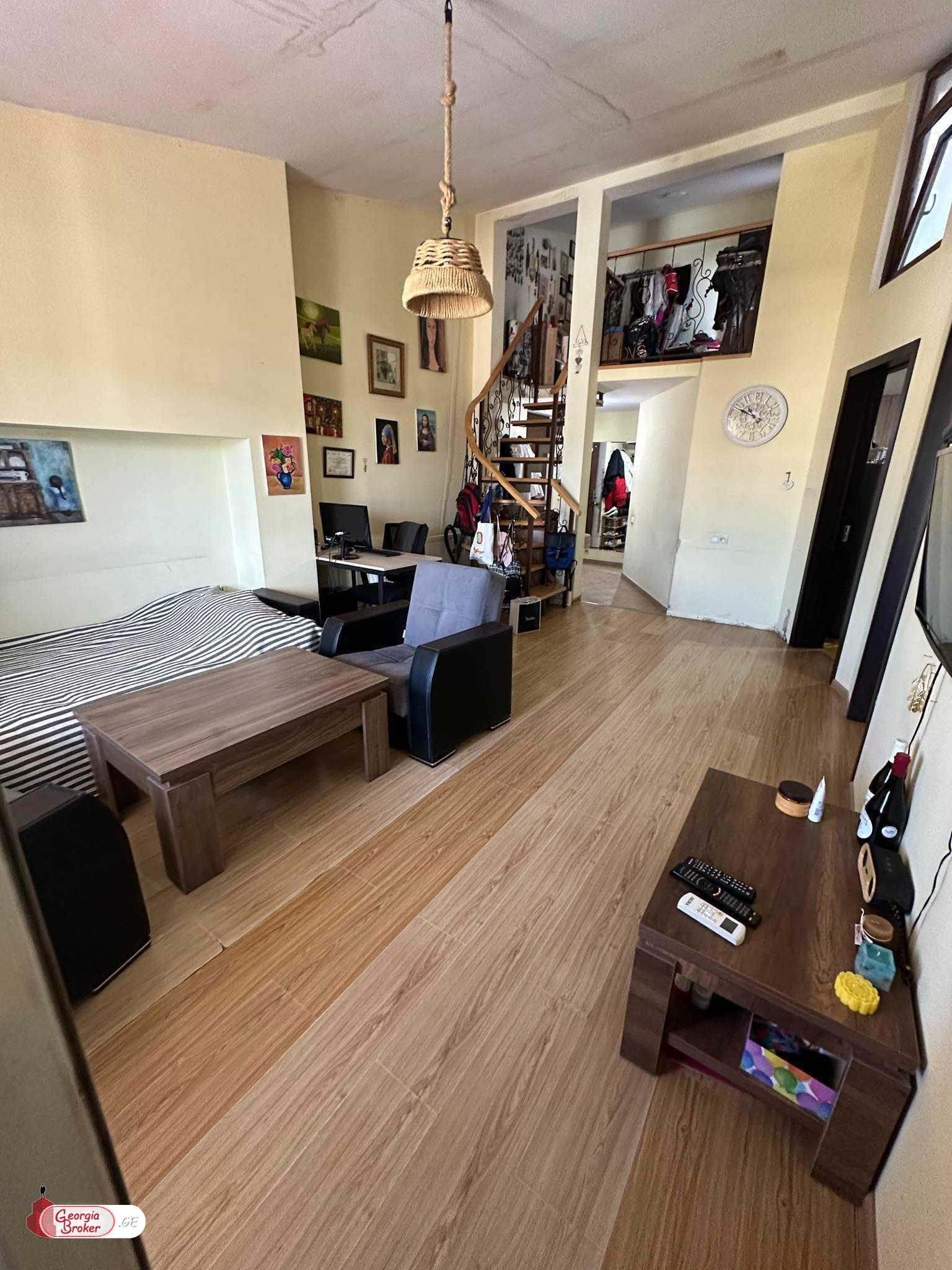 nearly repaired 3-room apartment for sale