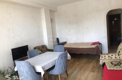 nearly repaired 4-room apartment for sale