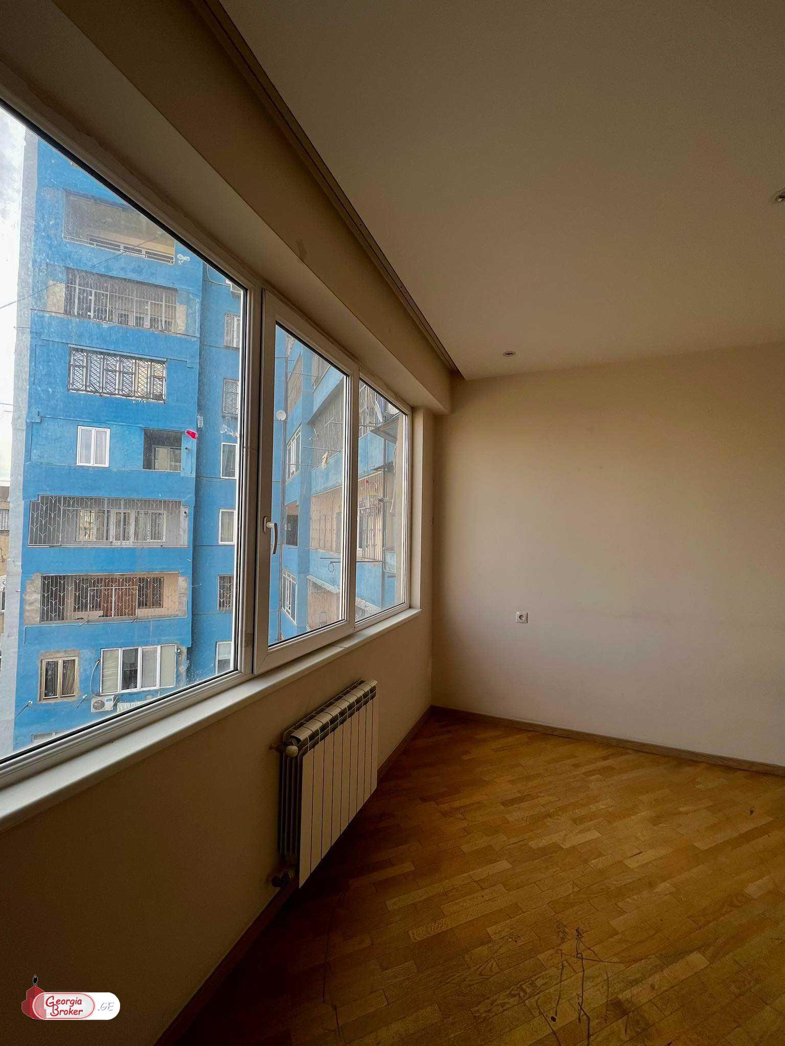 nearly repaired 3-room apartment for sale