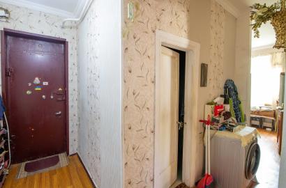 old repaired 3-room apartment for sale