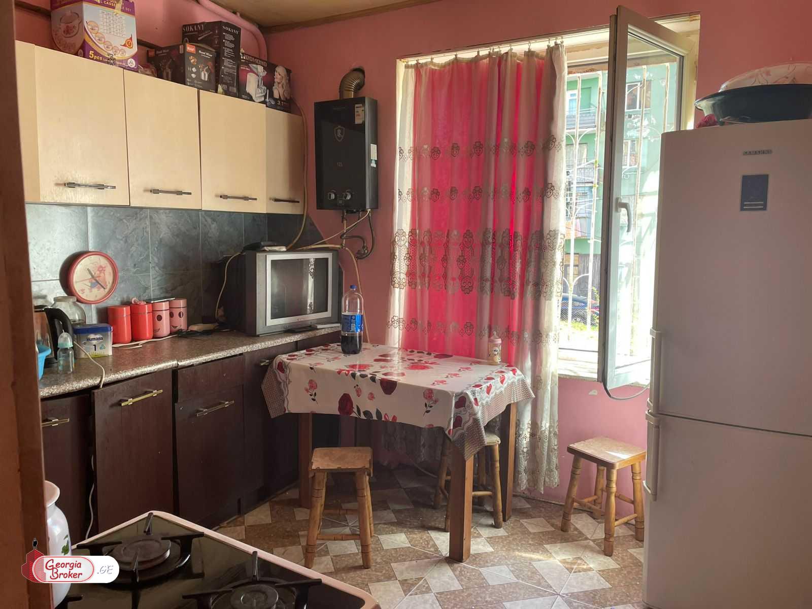 nearly repaired 5-room apartment for sale