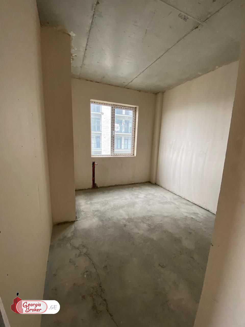 nearly repaired 3-room apartment for sale