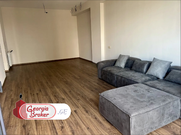 იყიდება ახალი გარემონტებული 5 ოთახიანი ბინა