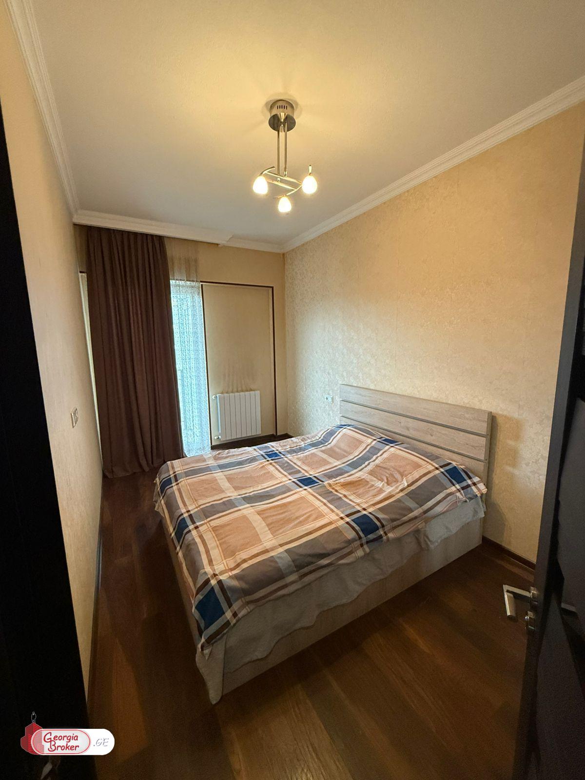 nearly repaired 3-room apartment for sale