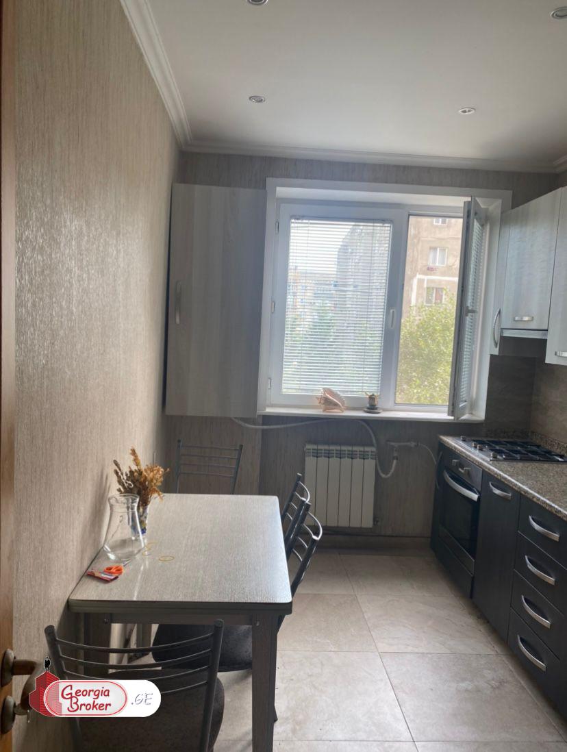 იყიდება ახალი გარემონტებული 2 ოთახიანი ბინა