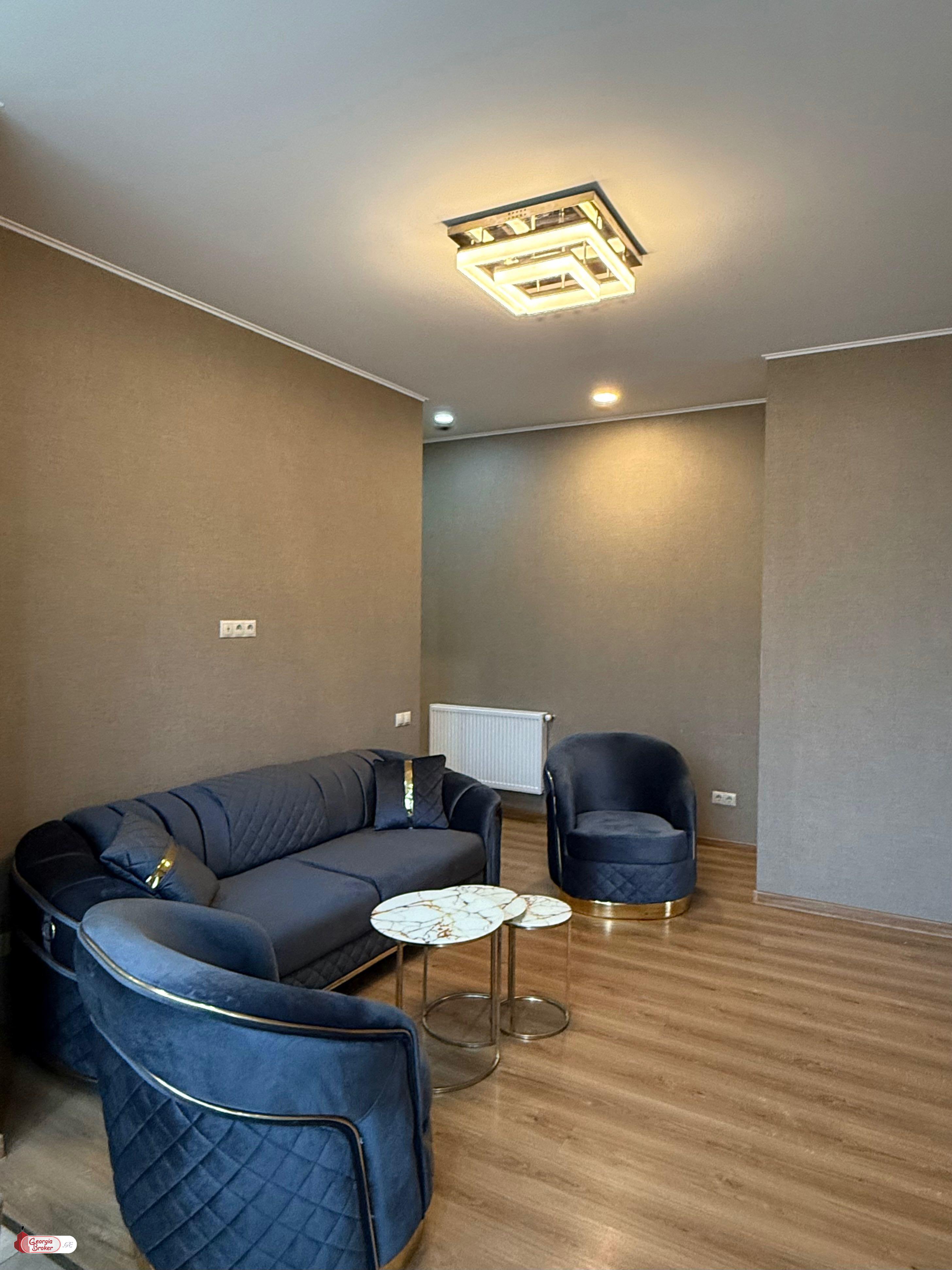 nearly repaired 3-room apartment for sale