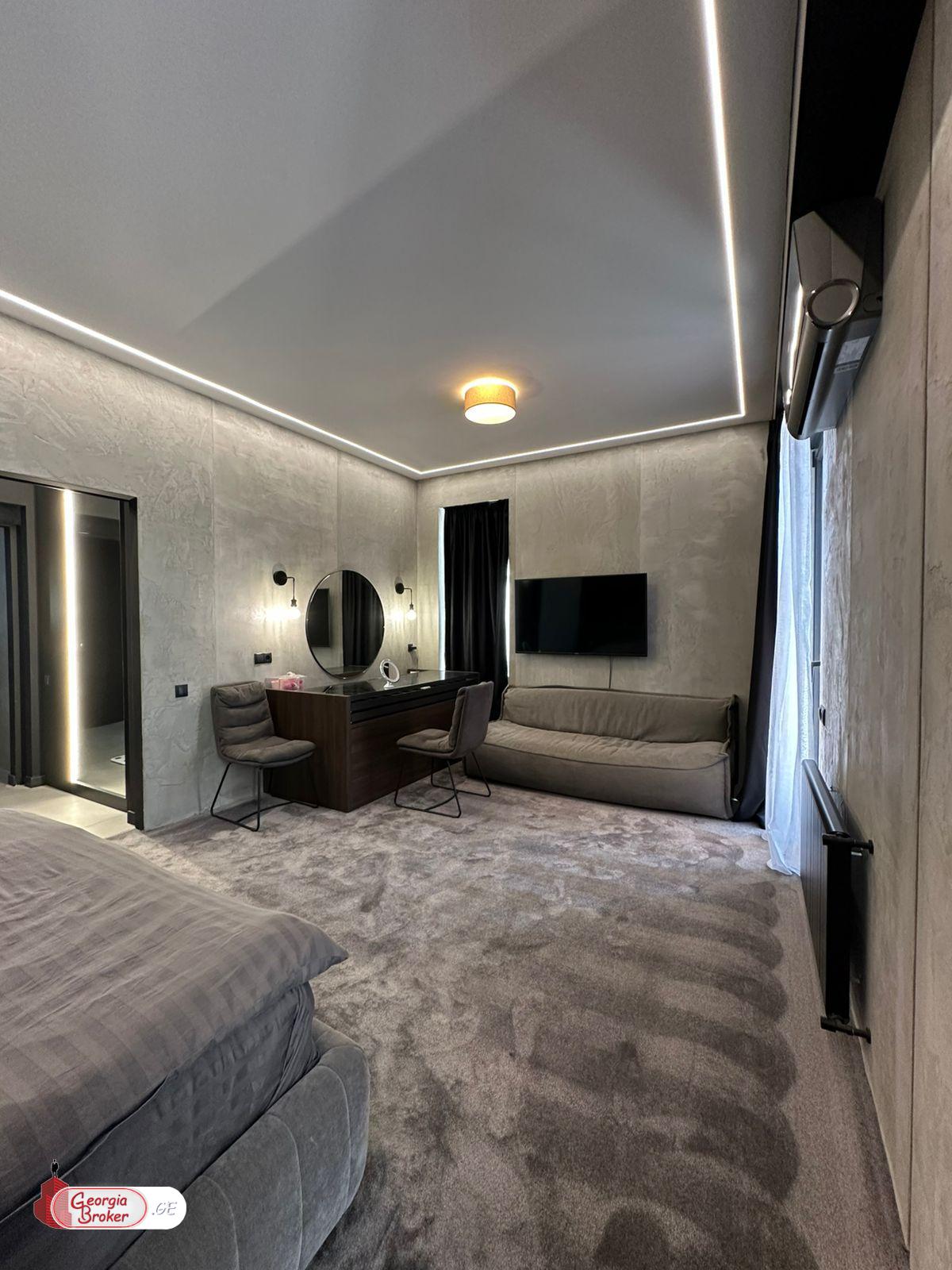 იყიდება ახალი გარემონტებული 2 ოთახიანი ბინა