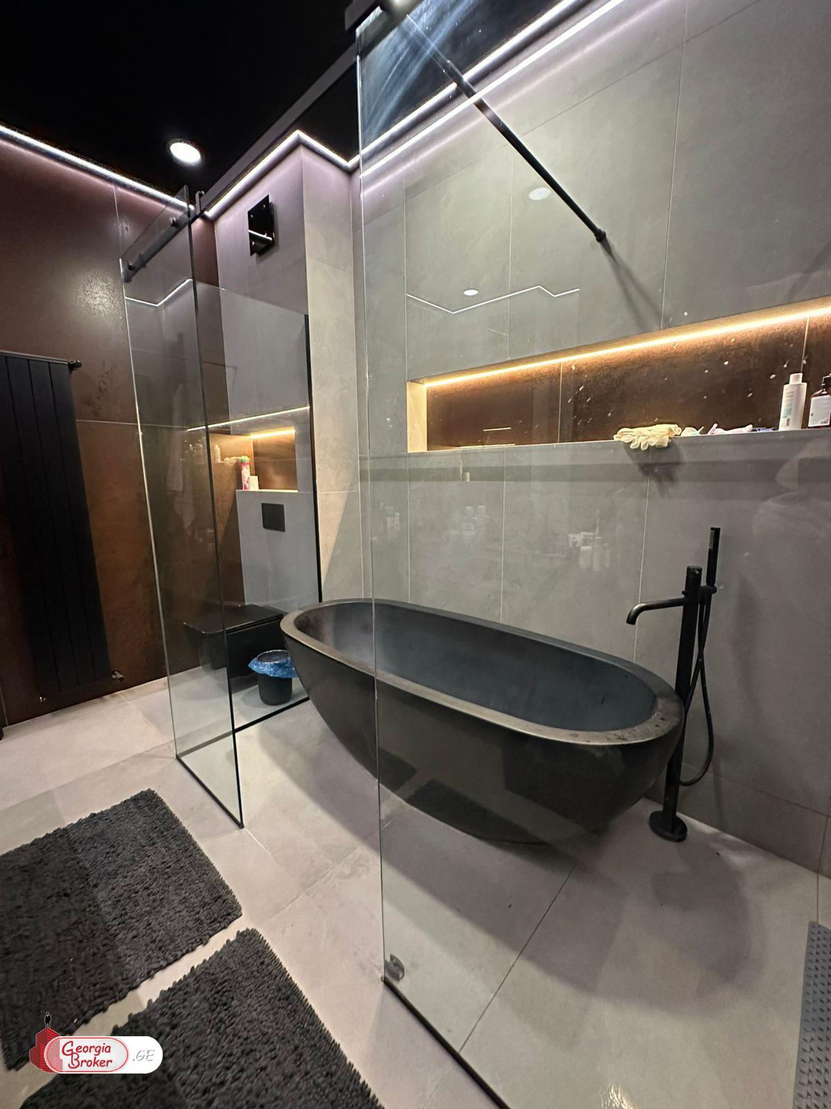 იყიდება ახალი გარემონტებული 2 ოთახიანი ბინა