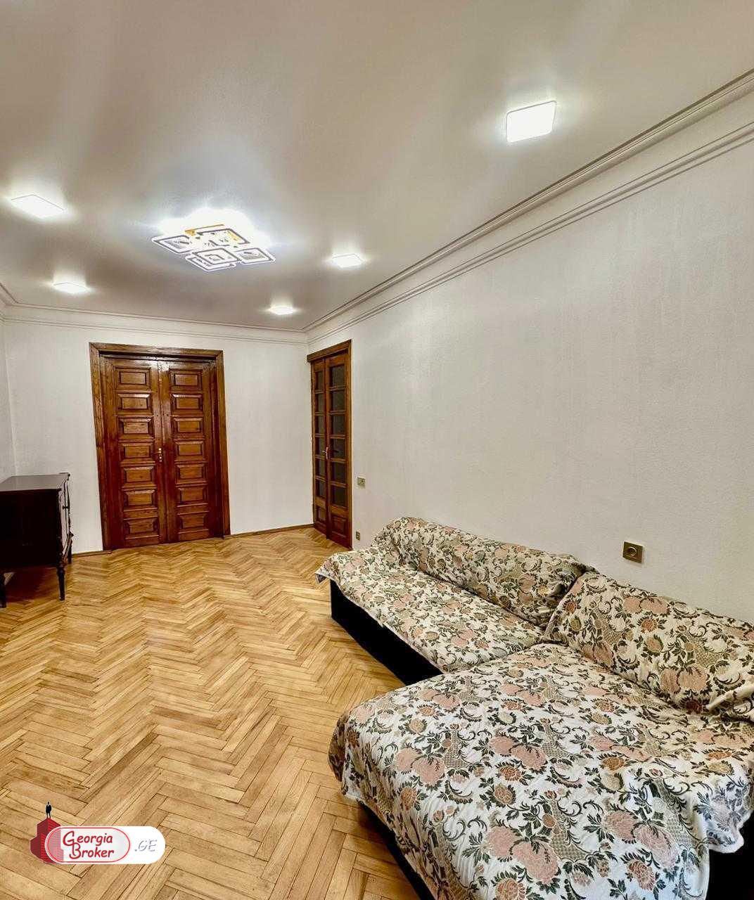 nearly repaired 3-room apartment for sale