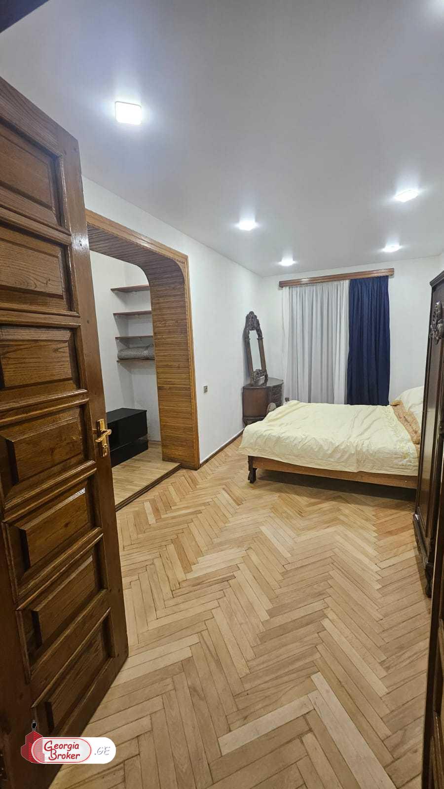 nearly repaired 3-room apartment for sale