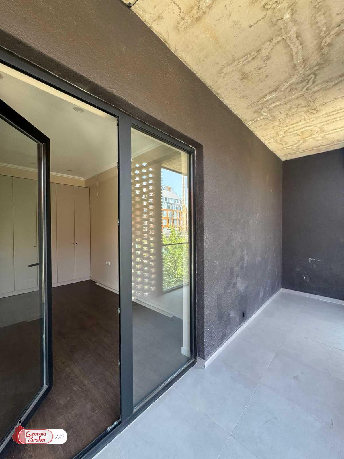 იყიდება ახალი გარემონტებული 2 ოთახიანი ბინა