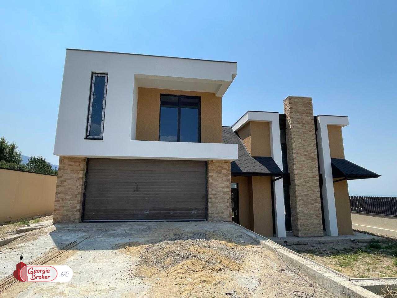 продается дом с новым ремонтом 5-комнат