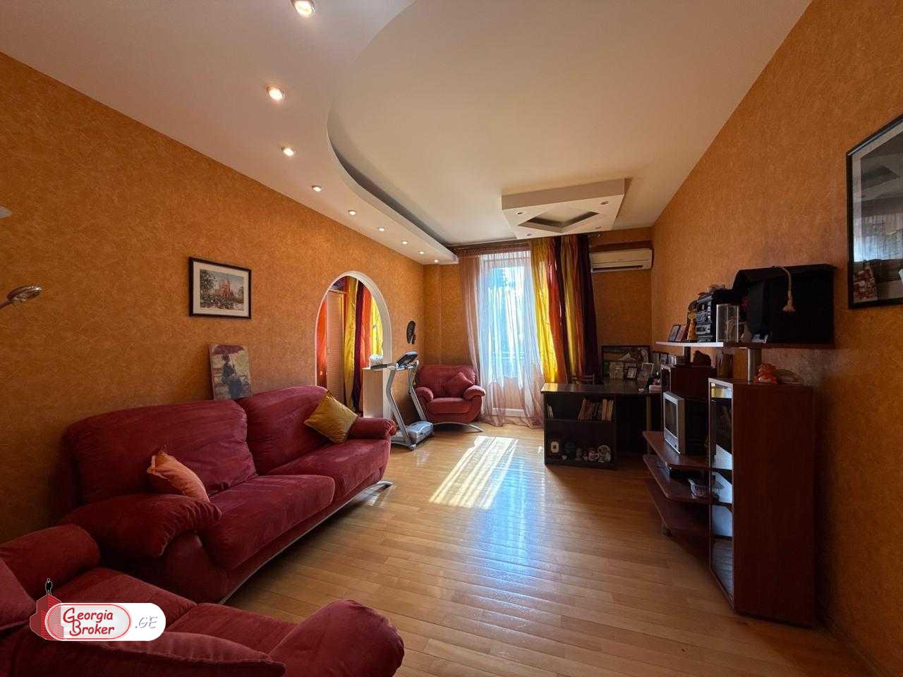 nearly repaired 5-room apartment for sale