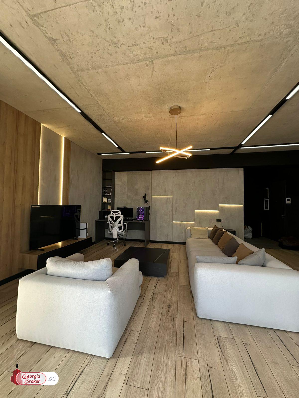 იყიდება ახალი გარემონტებული 2 ოთახიანი ბინა