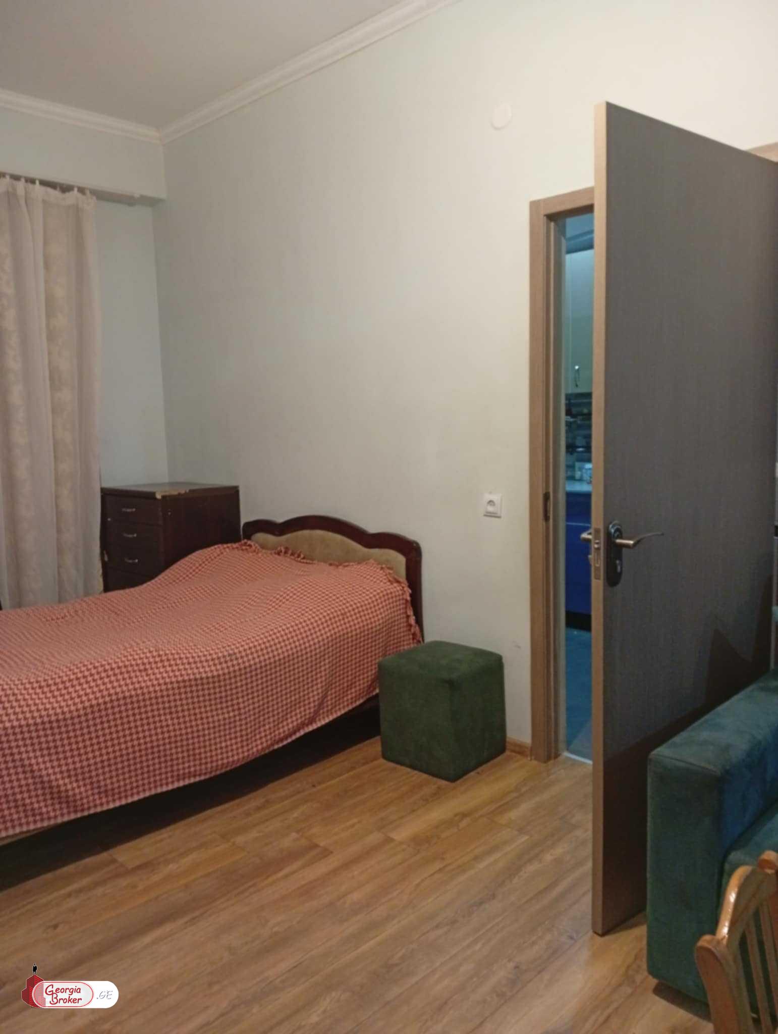 продается квартира с новым ремонтом 2-комнаты