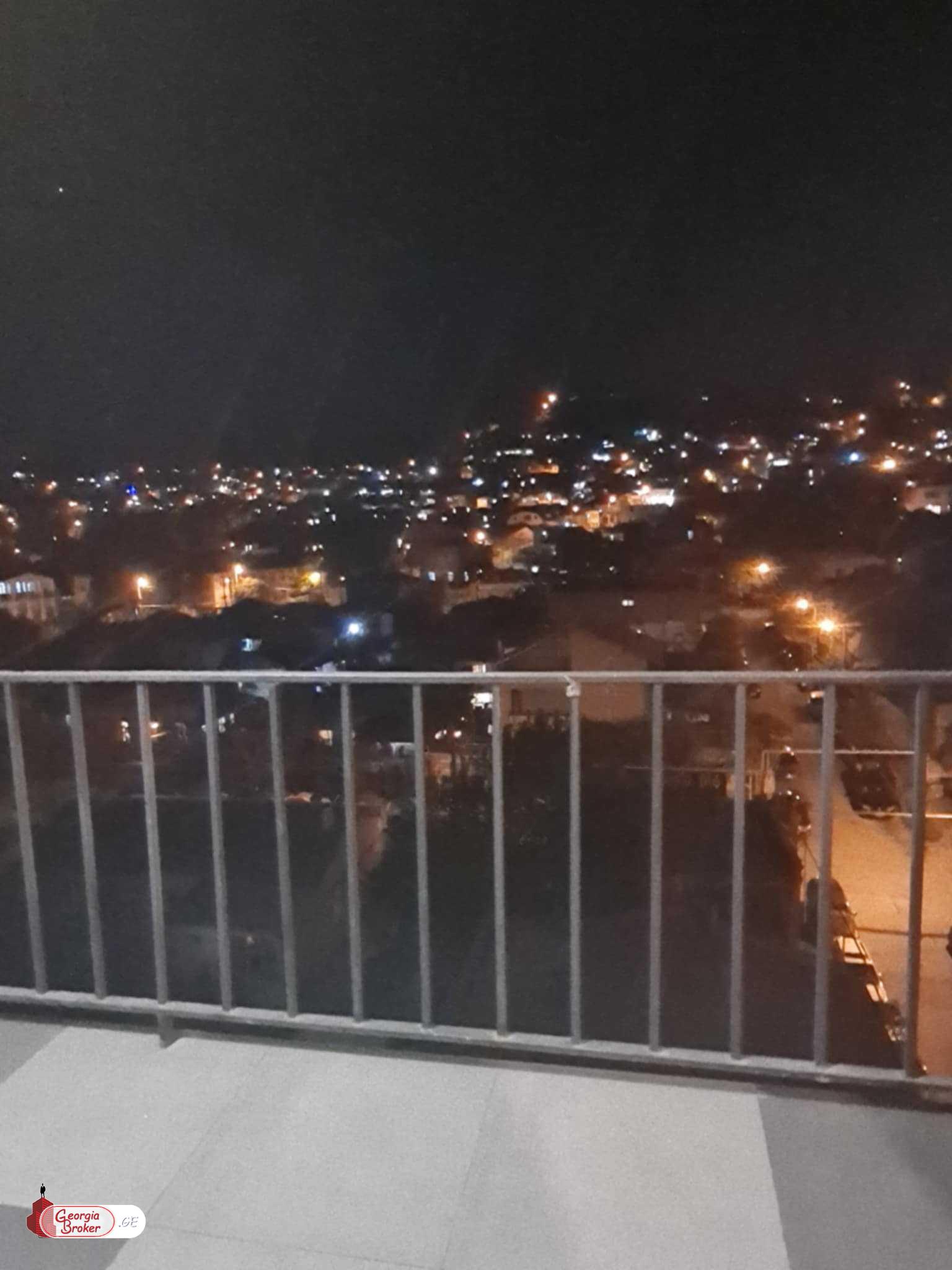 продается квартира с новым ремонтом 2-комнаты