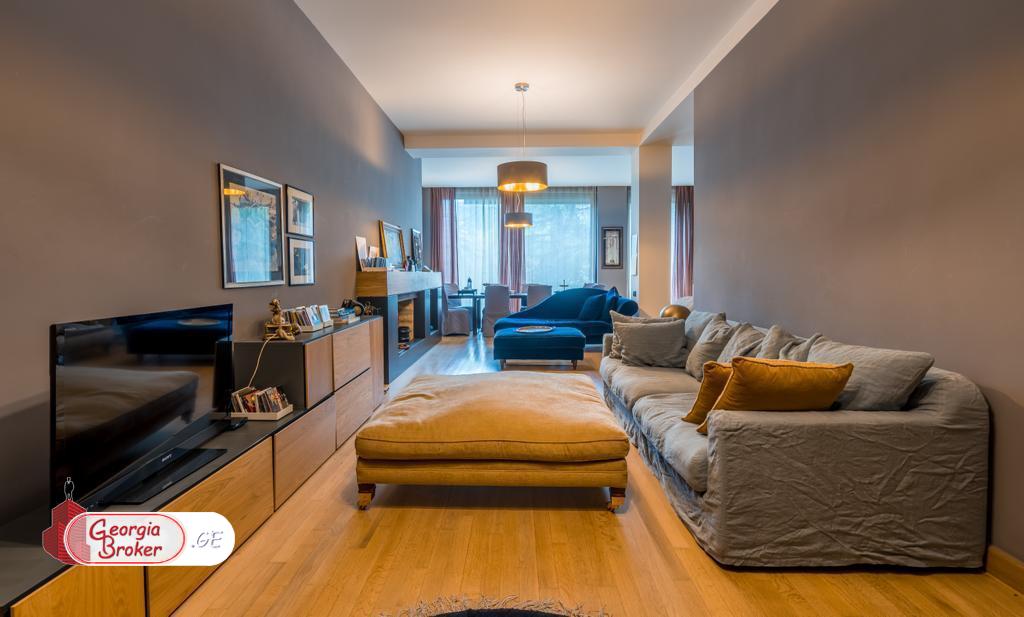 в аренду квартира с новым ремонтом 2-комнаты