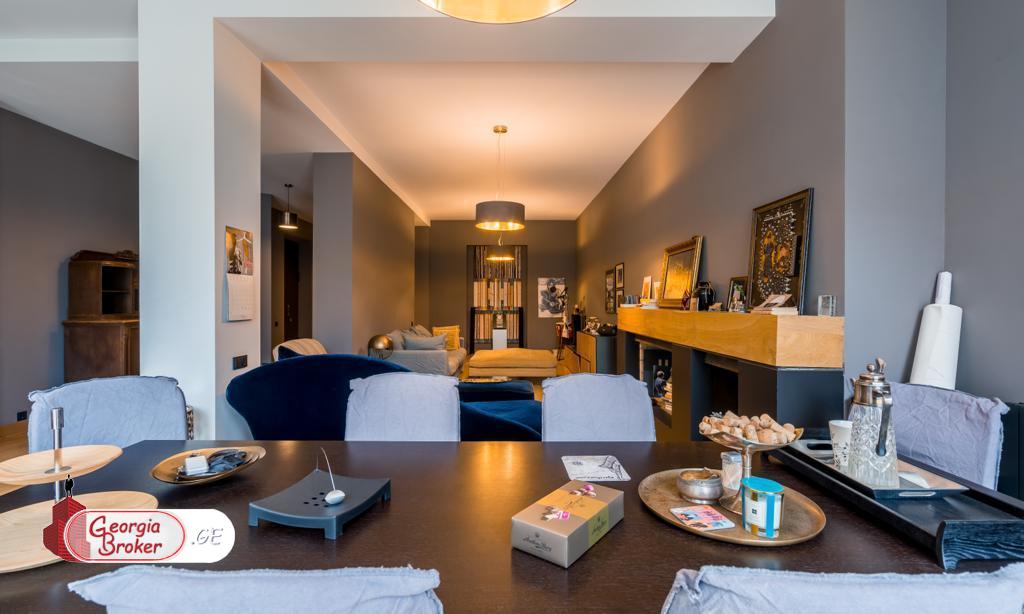 в аренду квартира с новым ремонтом 2-комнаты