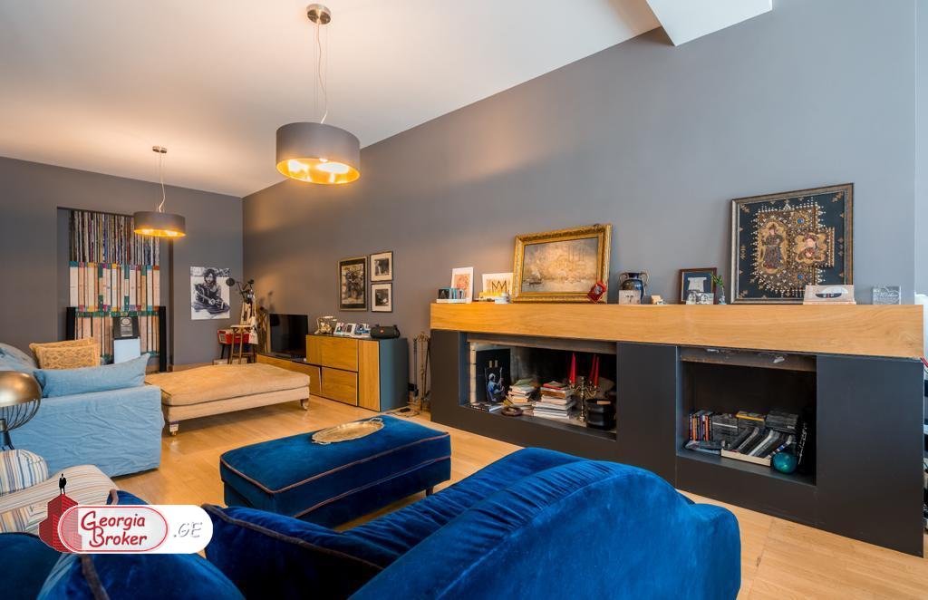 в аренду квартира с новым ремонтом 2-комнаты