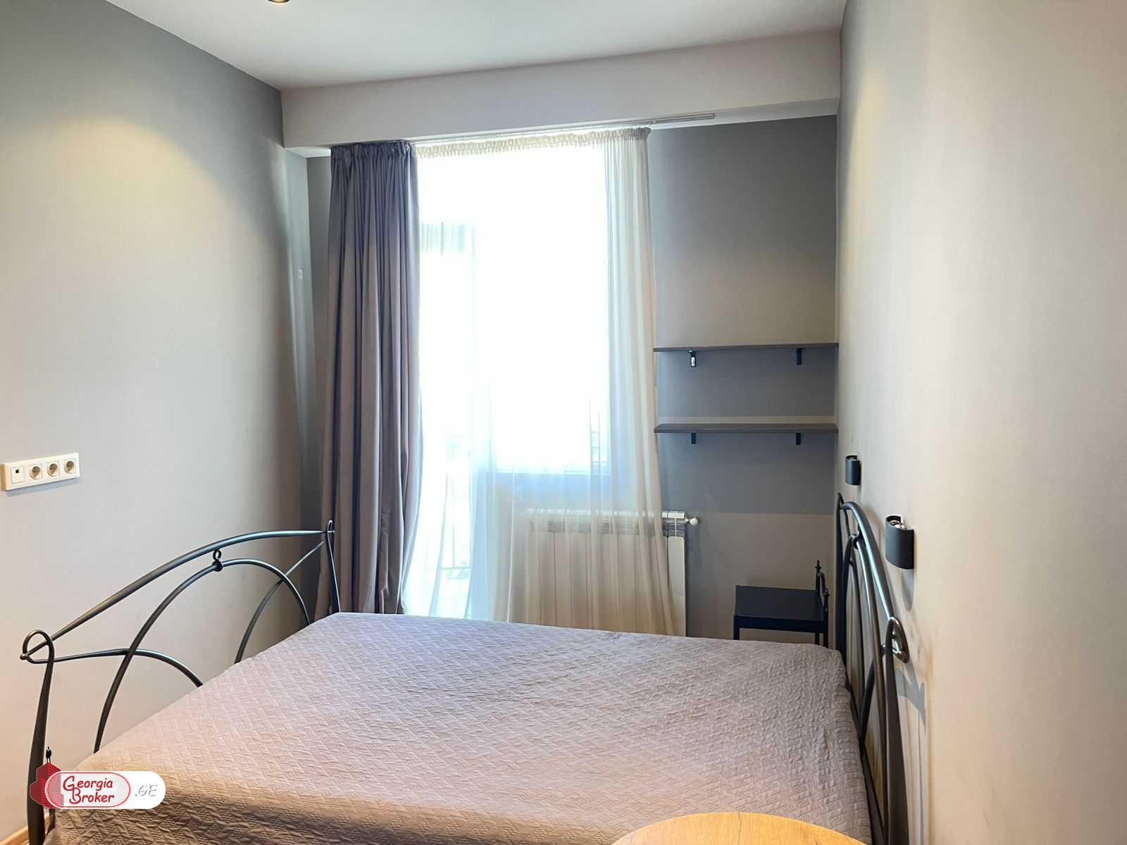 nearly repaired 3-room apartment for sale