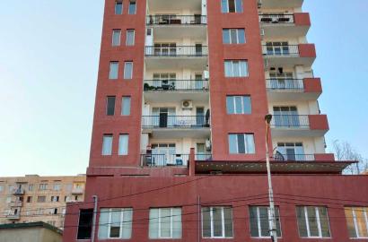 იყიდება ახალი აშენებული 4 ოთახიანი ბინა