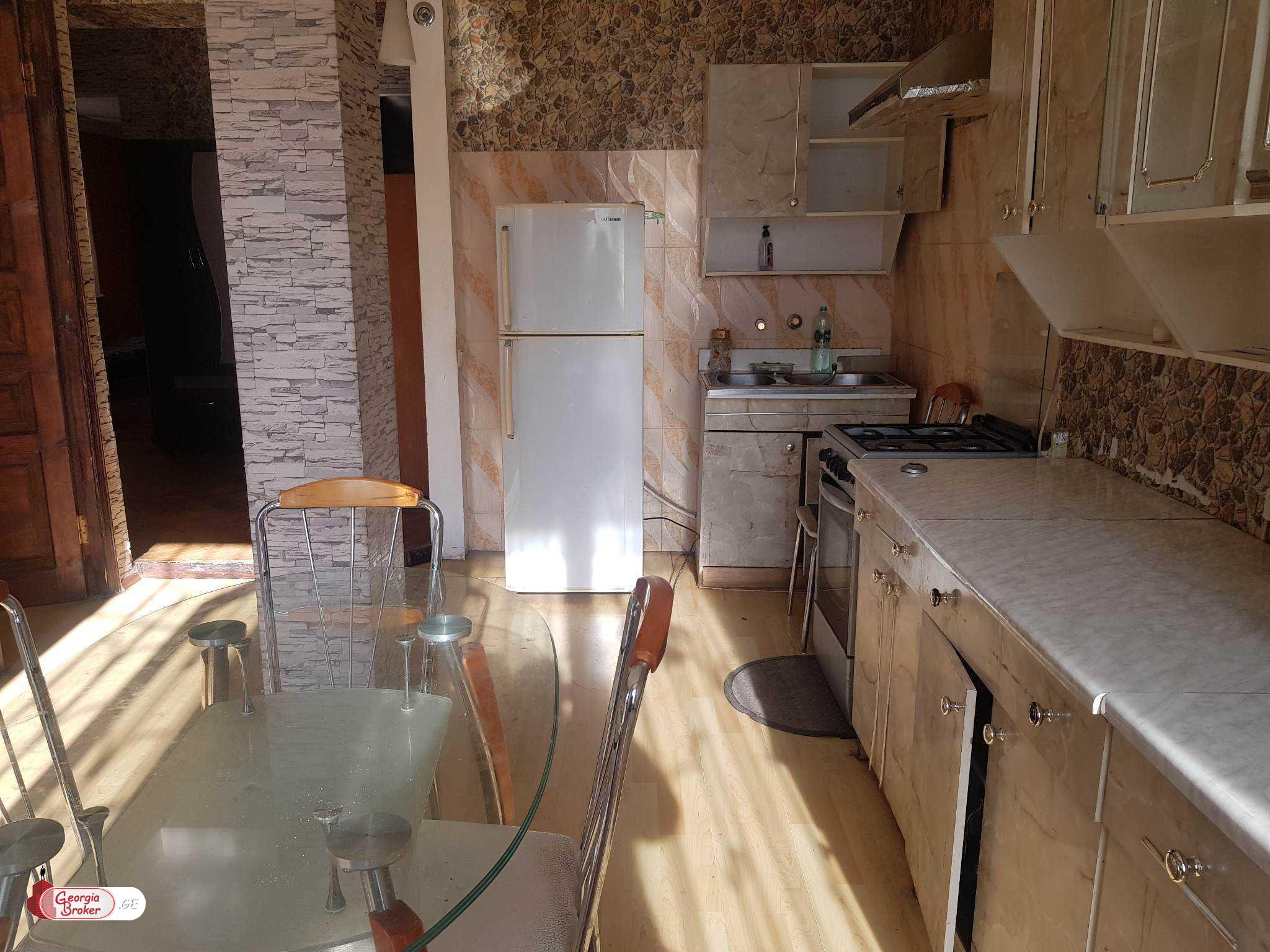 old repaired 5-room apartment for sale