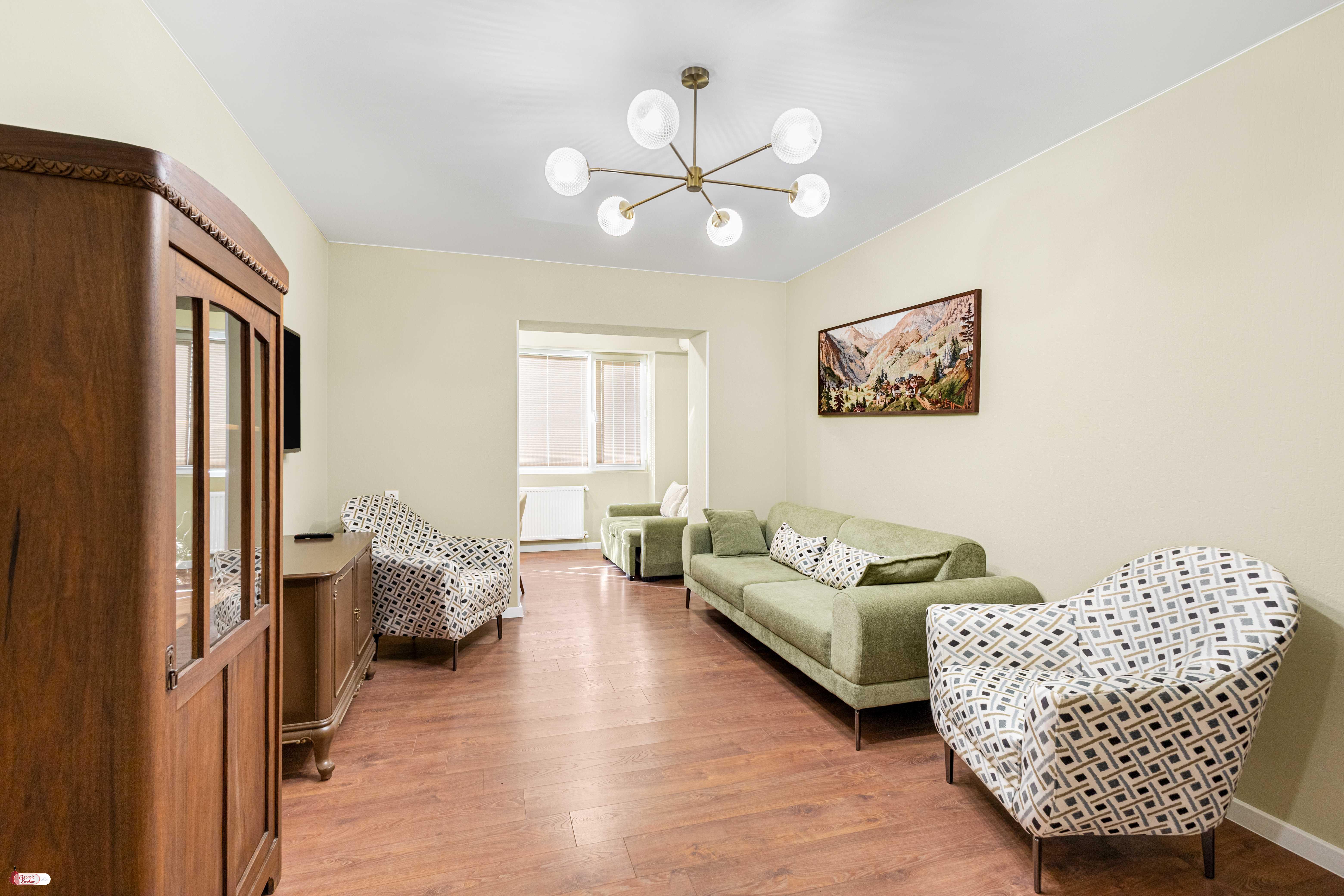 nearly repaired 2-room apartment for sale