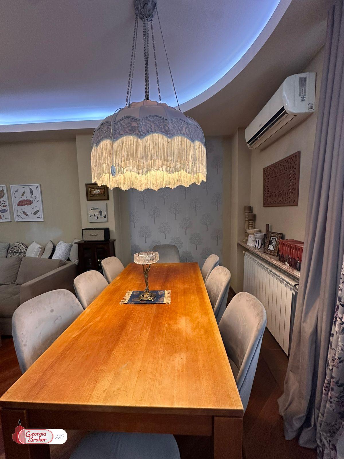 nearly repaired 6-room apartment for sale