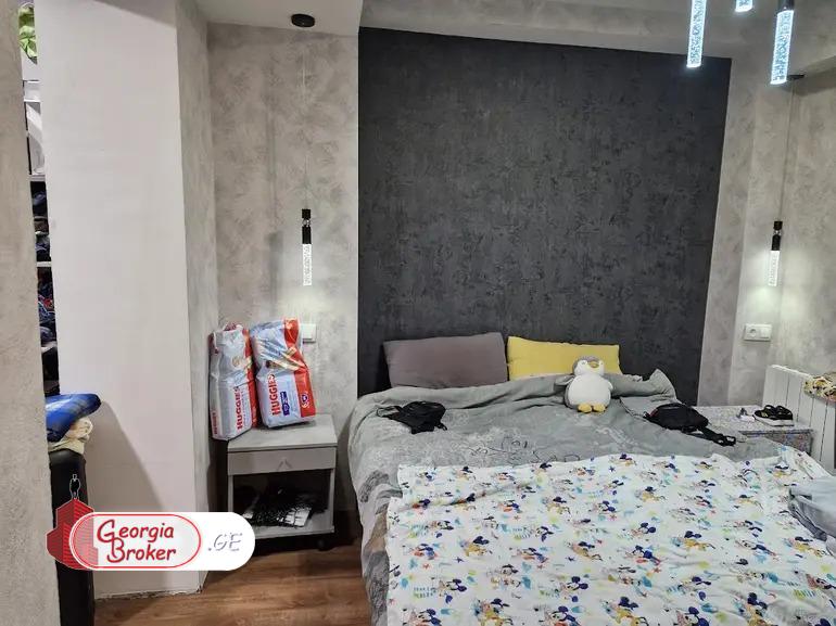 იყიდება ახალი გარემონტებული 3 ოთახიანი ბინა