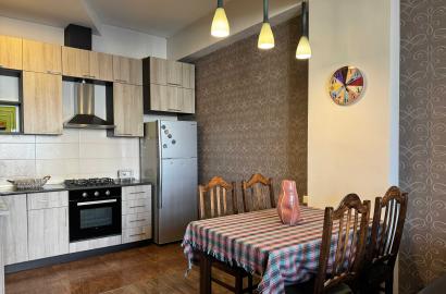 продается квартира с новым ремонтом 2-комнаты