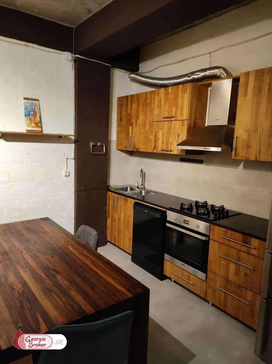 nearly repaired 3-room apartment for sale