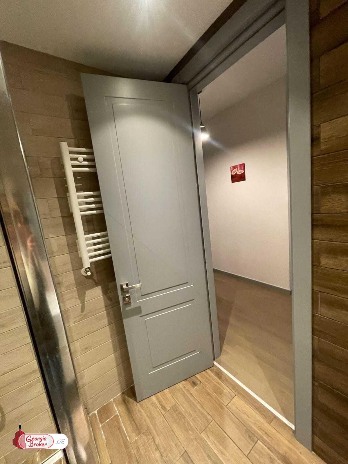 nearly repaired 2-room apartment for sale