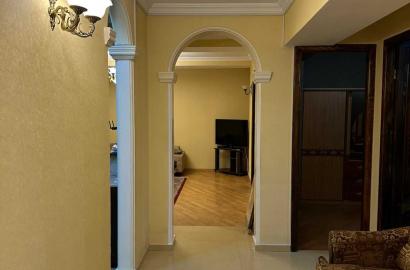 იყიდება ახალი გარემონტებული 4 ოთახიანი ბინა